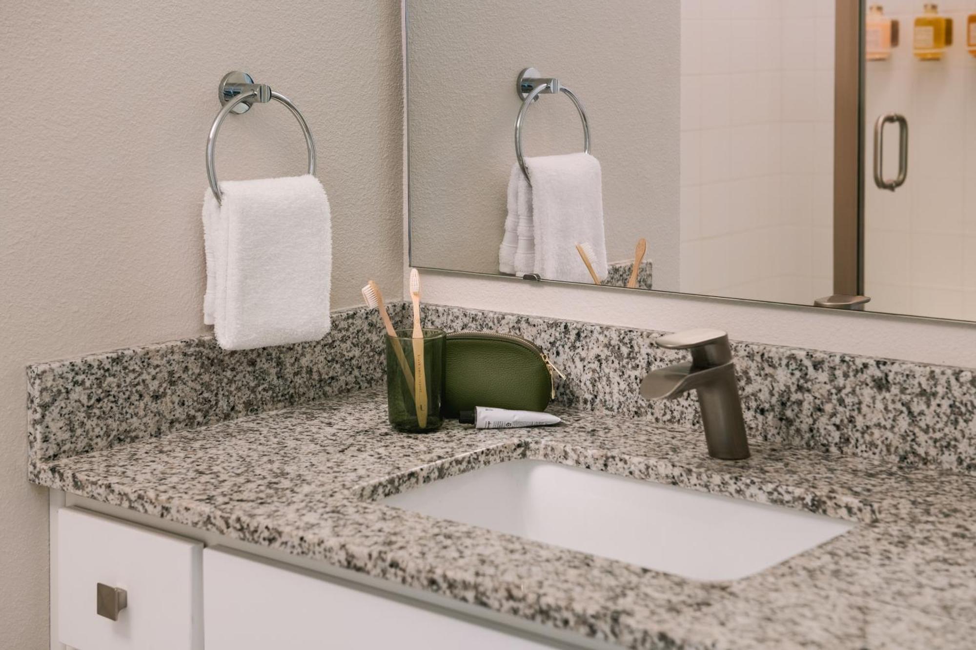 Sonder By Marriott Bonvoy Vista Cay Apartments Williamsburg Стая снимка